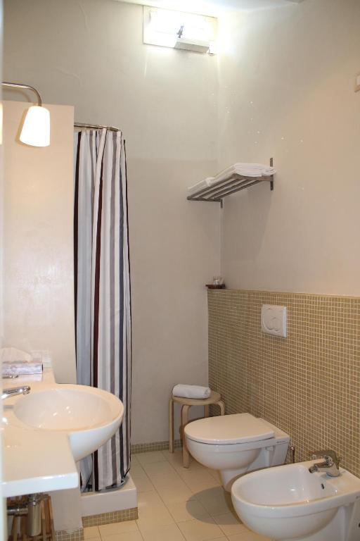 Hotel Touring ลีวอร์โน ห้อง รูปภาพ