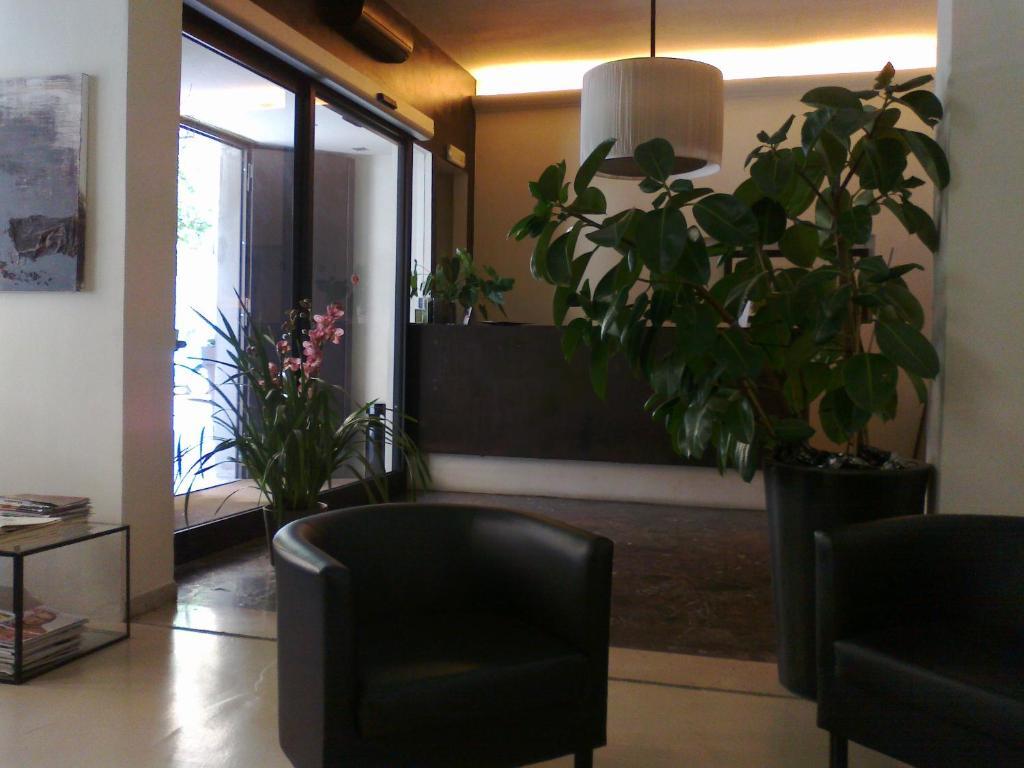 Hotel Touring ลีวอร์โน ภายนอก รูปภาพ