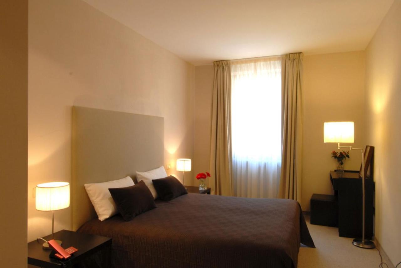Hotel Touring ลีวอร์โน ห้อง รูปภาพ
